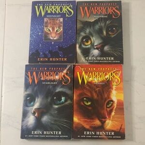 4 warriors books in excellent condition